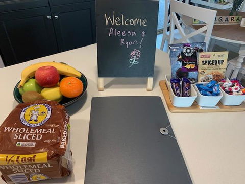 Bed & Breakfast 1 Bedroom Guest House - Redcliffe Tourism 21