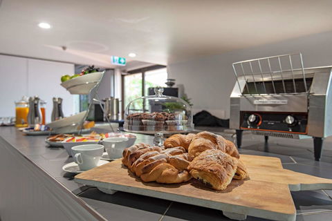 Econo Lodge Toowoomba Motel & Events Centre - Redcliffe Tourism 7