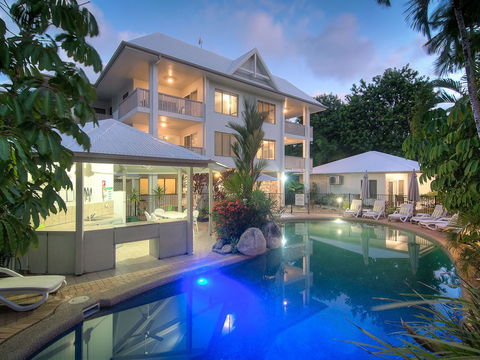 The Port Douglas Queenslander - Redcliffe Tourism 0