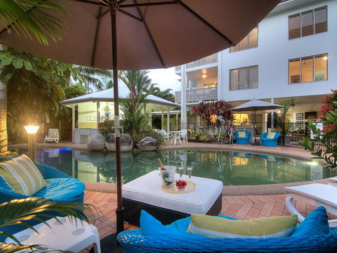 The Port Douglas Queenslander - Redcliffe Tourism 29