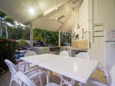 The Port Douglas Queenslander - Redcliffe Tourism 39