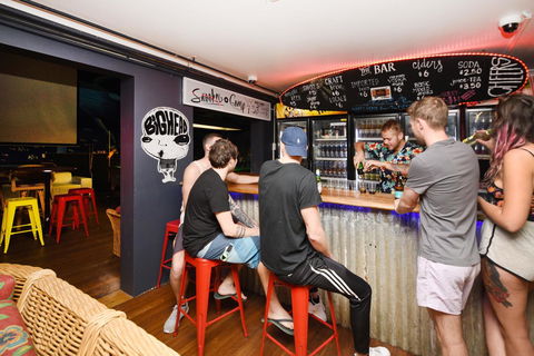 Backpackers In Paradise 18-35 Hostel - Redcliffe Tourism 13
