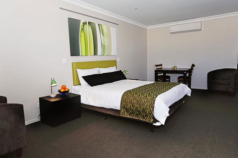 Drovers Motor Inn - Redcliffe Tourism 15