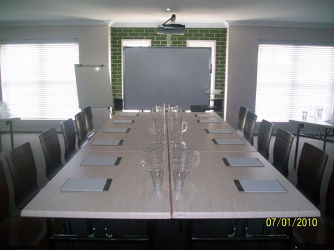 Drovers Motor Inn - Redcliffe Tourism 14