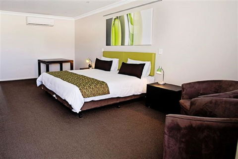 Drovers Motor Inn - Redcliffe Tourism 6