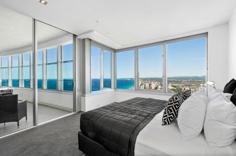 Q1 Resort & Spa - Official - Redcliffe Tourism 35