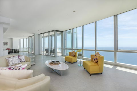 Q1 Resort & Spa - Official - Redcliffe Tourism 13