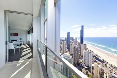 Q1 Resort & Spa - Official - Redcliffe Tourism 5