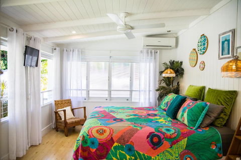 Jamaica Beach House - Redcliffe Tourism 8