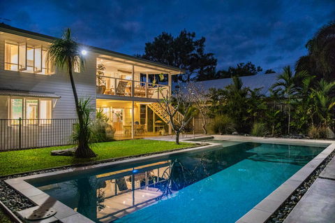 Jamaica Beach House - Redcliffe Tourism 27