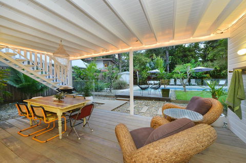 Jamaica Beach House - Redcliffe Tourism 42