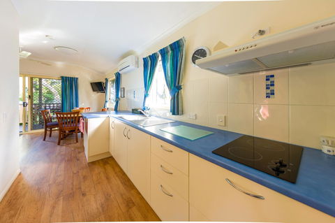 King Reef Resort - Redcliffe Tourism 37