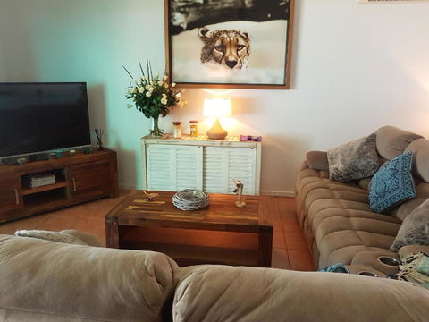 King Reef Resort - Redcliffe Tourism 10