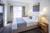 Book Emerald Accommodation Vacations Redcliffe Tourism Redcliffe Tourism