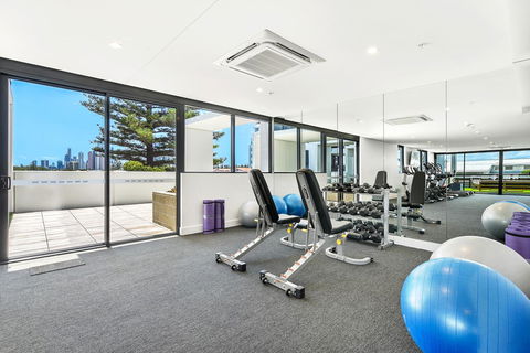 Qube Broadbeach - Redcliffe Tourism 32