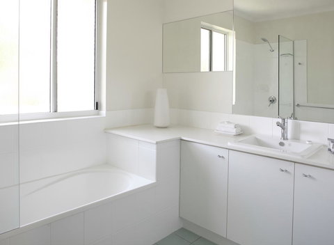 Serenity Apartments Noosa - Redcliffe Tourism 42