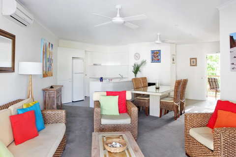 Serenity Apartments Noosa - Redcliffe Tourism 11
