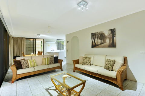 Argosy On The Beach - Redcliffe Tourism 2