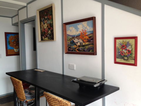 XYL Pets Friendly Seaside Boutique Guesthouse - Redcliffe Tourism 6