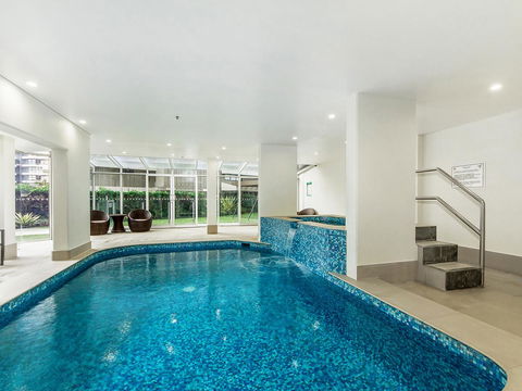 Sunbird Beach Resort Main Beach - Redcliffe Tourism 42