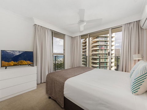 Sunbird Beach Resort Main Beach - Redcliffe Tourism 30