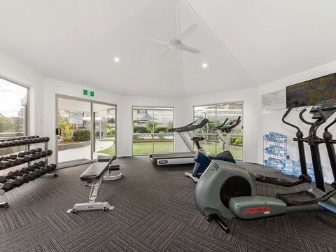 Sunbird Beach Resort Main Beach - Redcliffe Tourism 40