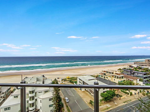 Sunbird Beach Resort Main Beach - Redcliffe Tourism 3
