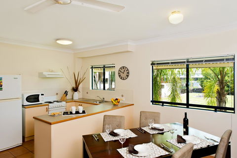 Park Regis Anchorage - Redcliffe Tourism 21