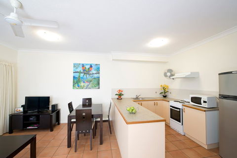 Park Regis Anchorage - Redcliffe Tourism 6