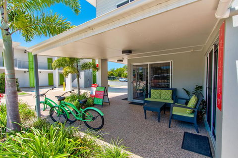 Mackay Oceanside Central Hotel Official - Redcliffe Tourism 10