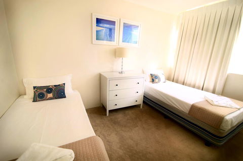 Grosvenor Beachfront Apartments Surfers Paradise - Redcliffe Tourism 35