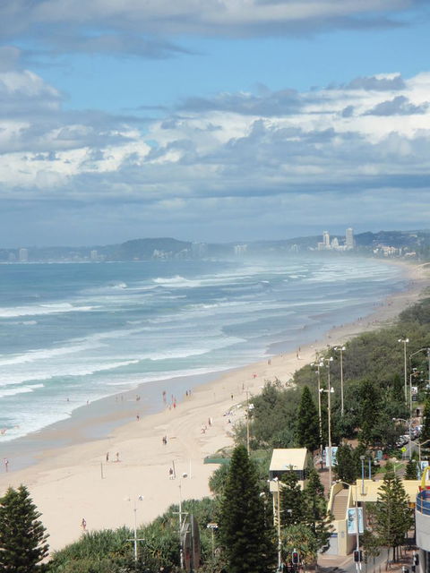 Grosvenor Beachfront Apartments Surfers Paradise - Redcliffe Tourism 12