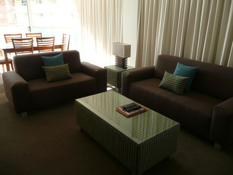 Grosvenor Beachfront Apartments Surfers Paradise - Redcliffe Tourism 25