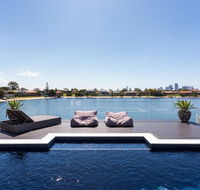 Rumrunner Resort - Redcliffe Tourism