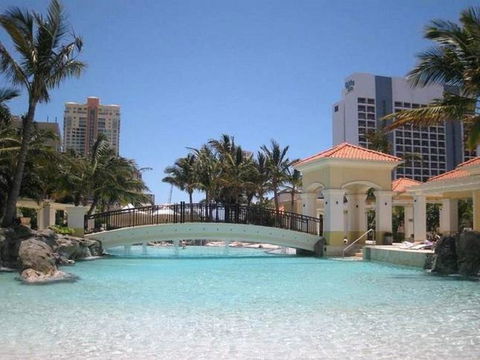 The Towers Of Chevron Renaissance - Holidays Gold Coast - Redcliffe Tourism 4