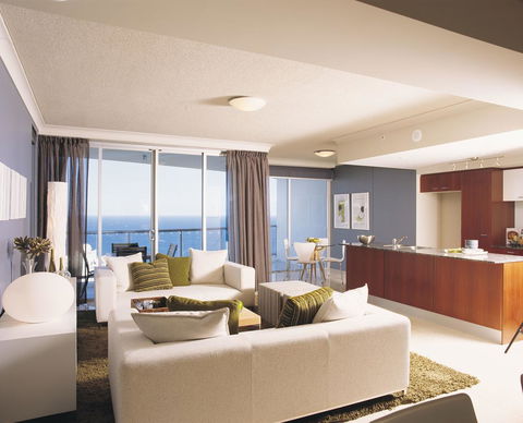 The Towers Of Chevron Renaissance - Holidays Gold Coast - Redcliffe Tourism 28