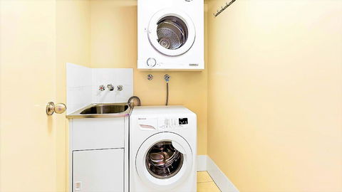 The Towers Of Chevron Renaissance - Holidays Gold Coast - Redcliffe Tourism 34