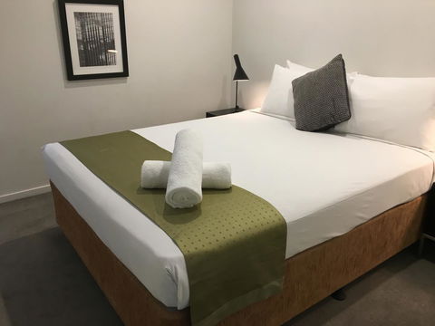 Mowbray East Apartments - Redcliffe Tourism 5