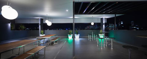 Mowbray East Apartments - Redcliffe Tourism 9