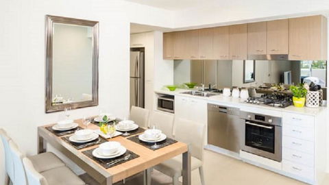 Mowbray East Apartments - Redcliffe Tourism 1