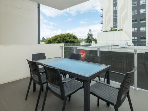 Mowbray East Apartments - Redcliffe Tourism 29