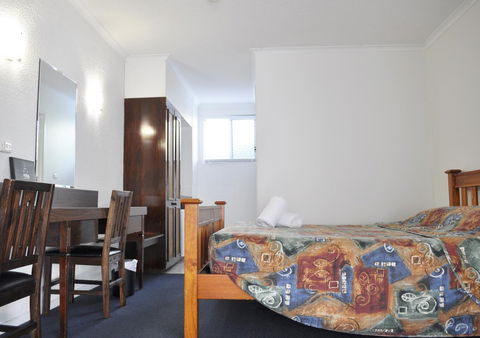 Alexandra Park Motor Inn - Redcliffe Tourism 10