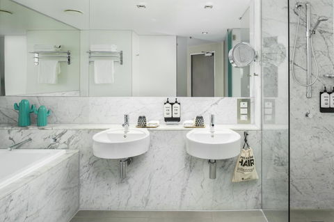 Ovolo The Valley Brisbane - Redcliffe Tourism 2