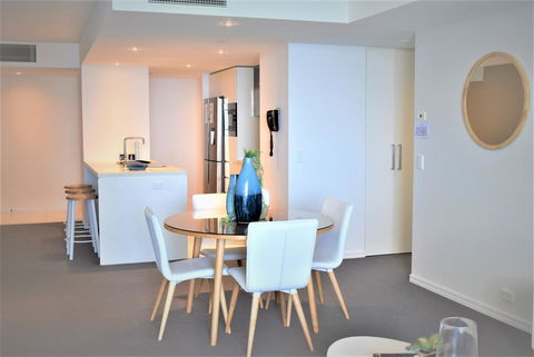 Gold Coast Private Apartments - H Residences, Surfers Paradise - Redcliffe Tourism 12