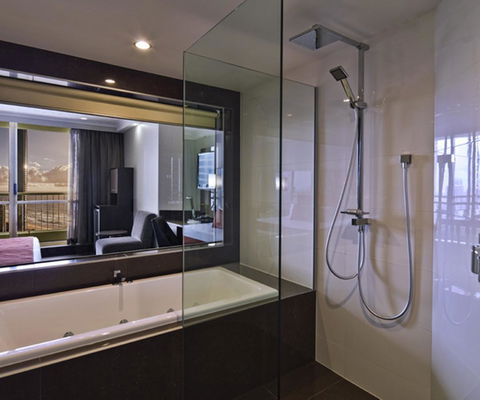 Novotel Surfers Paradise - Redcliffe Tourism 26