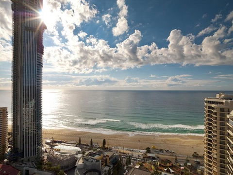Novotel Surfers Paradise - Redcliffe Tourism 35