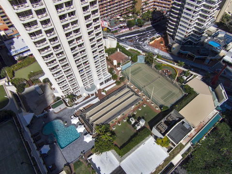 Novotel Surfers Paradise - Redcliffe Tourism 38