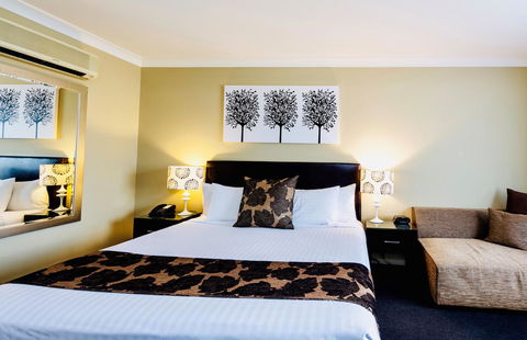 Ambassador On Ruthven - Redcliffe Tourism 14