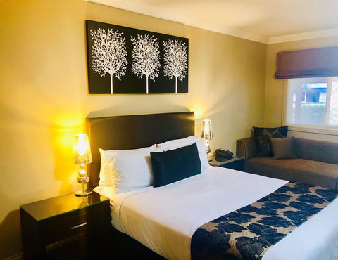 Ambassador On Ruthven - Redcliffe Tourism 40