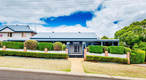 Ambassador On Ruthven - Redcliffe Tourism 33